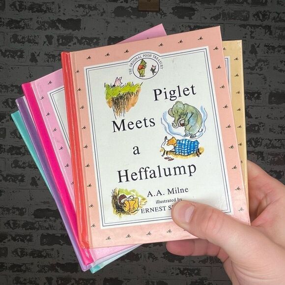 Winnie Pooh vintage collection of kids books - Picture 4 of 9